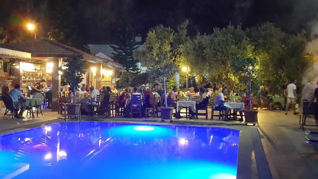 Pool, Grand Taner, Dalaman