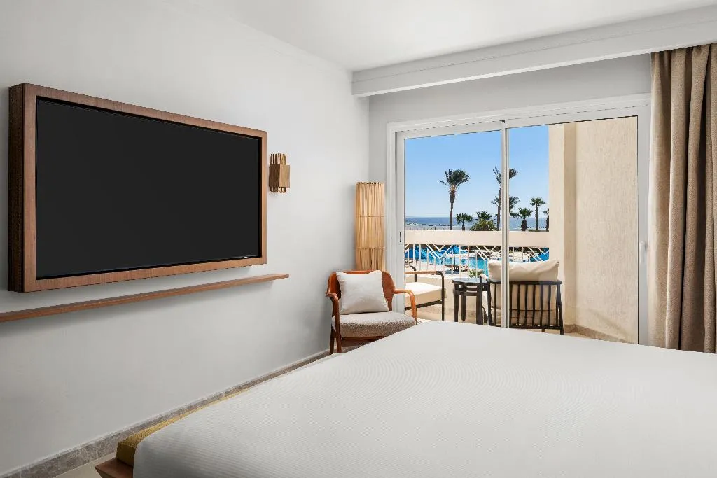 SUITE KING SIZE BED Room, DoubleTree by Hilton Sharm El Sheikh - Sharm Bay, Red Sea Riviera