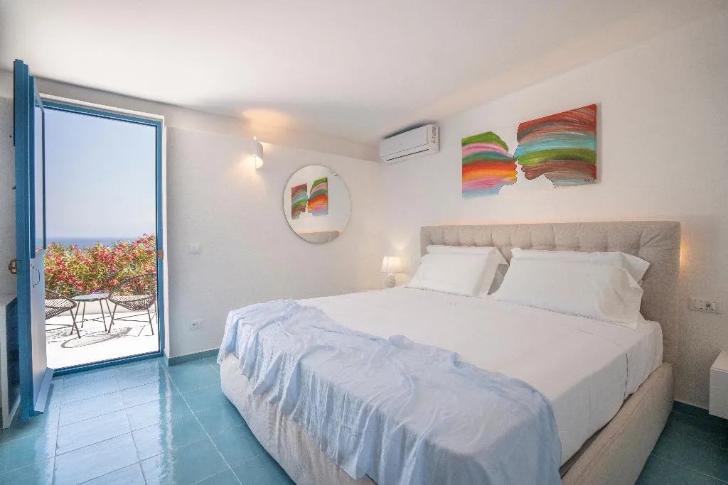 DOUBLE DELUXE OCEAN VIEW Room, Borgo Del Cannitello Romantic Boutique Resort, Palermo