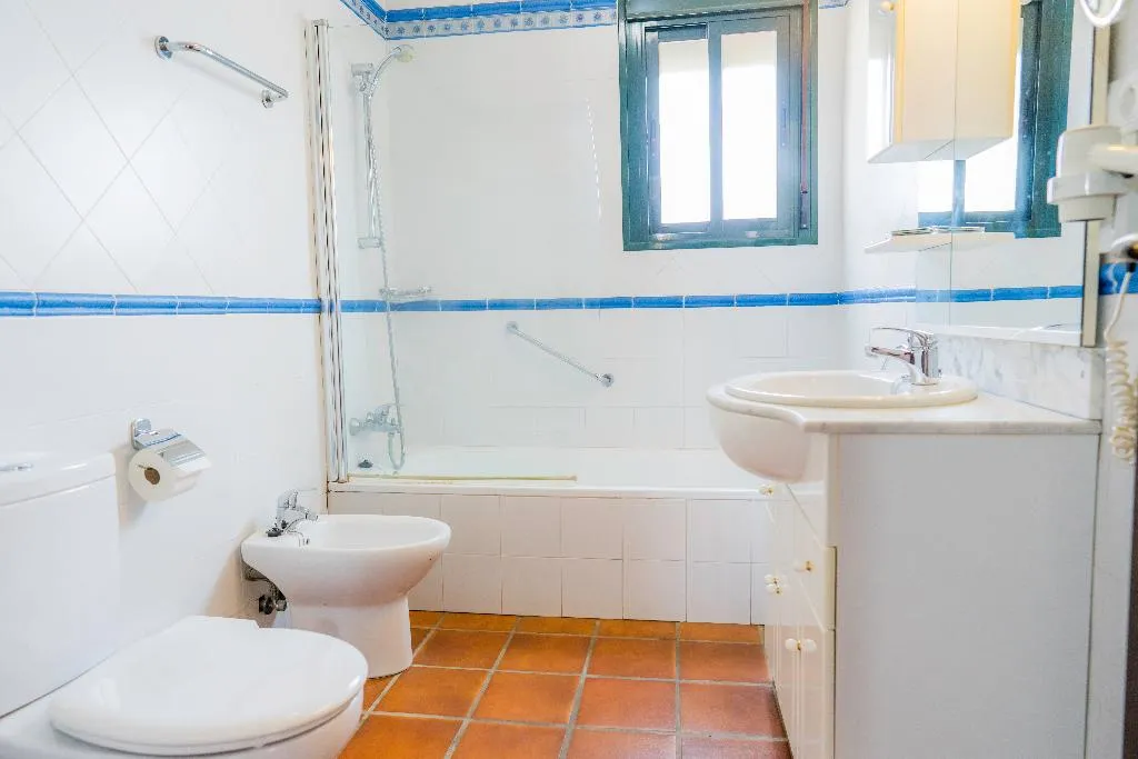 APARTMENT CAPACITY 4 ONE BEDROOM Room, Los Veneros, Seville