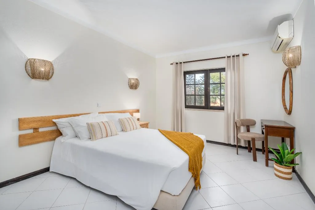 APARTMENT THREE BEDROOMS Room, Colina Village, Algarve
