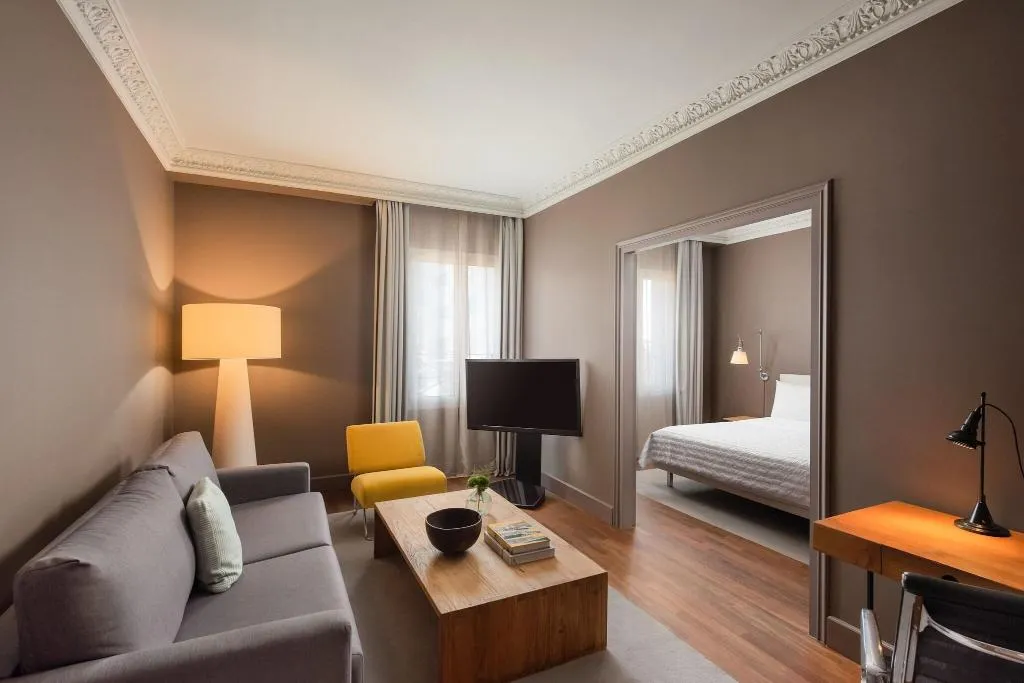 Room, Le Meridien Barcelona, Barcelona