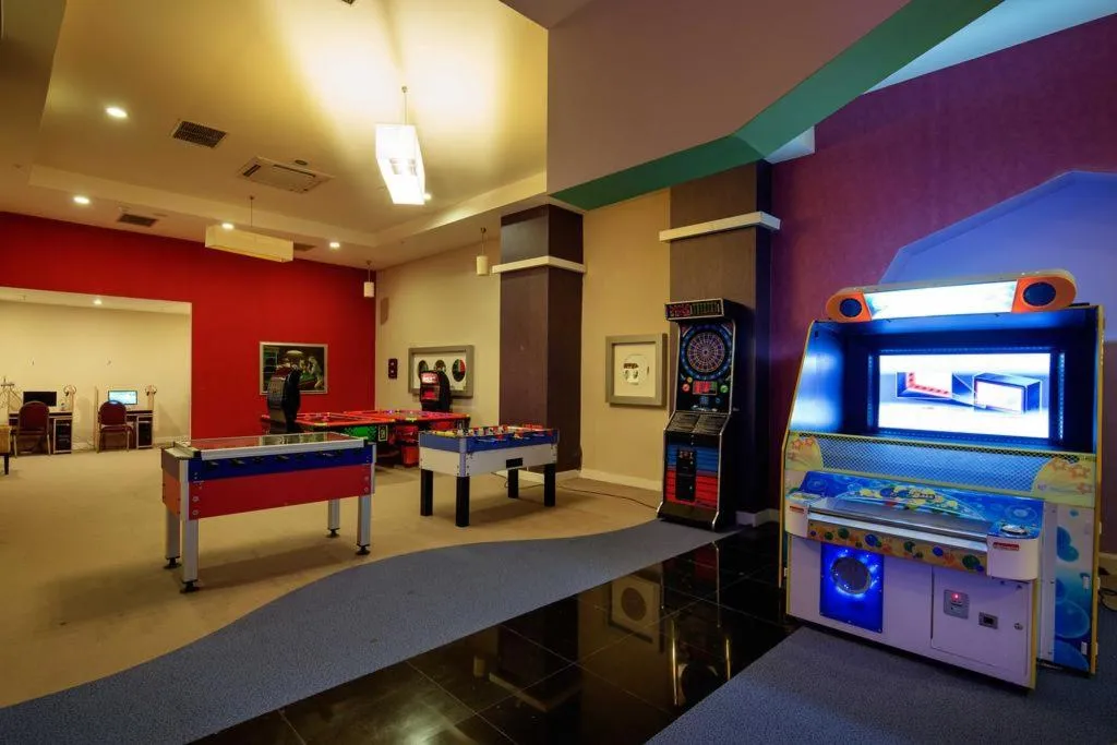 Sports and Entertainment, Crystal Admiral Aqua Collection, Antalya