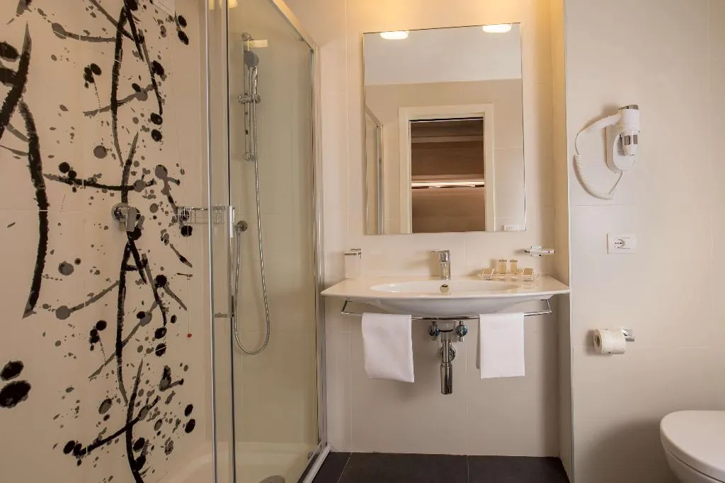 Room, American Palace Eur, Rome