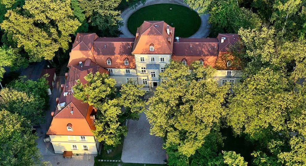 General view, Dwor Sierakow, Krakow
