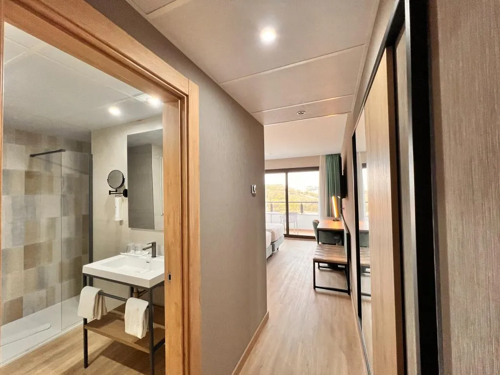 DOUBLE PREMIUM Room, Sercotel Maya Alicante, Costa Blanca