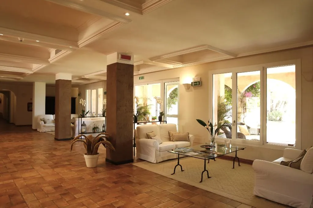 Lobby, Cala Caterina, Cagliari