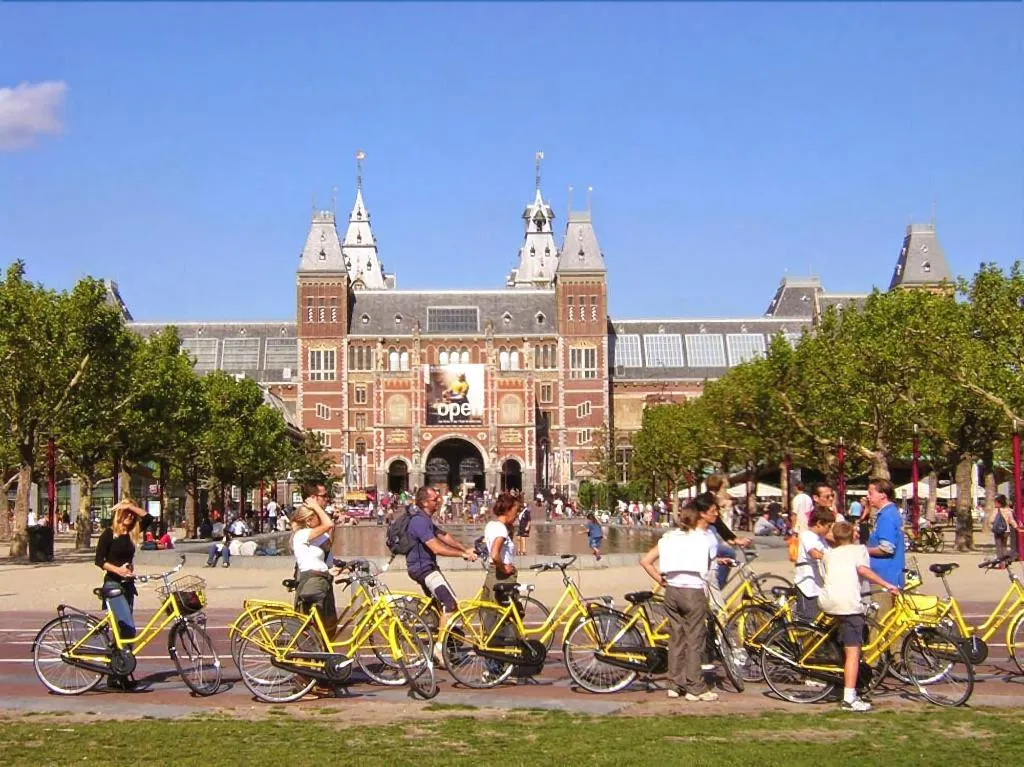 Sports and Entertainment, Hotel Van Gelder, Amsterdam