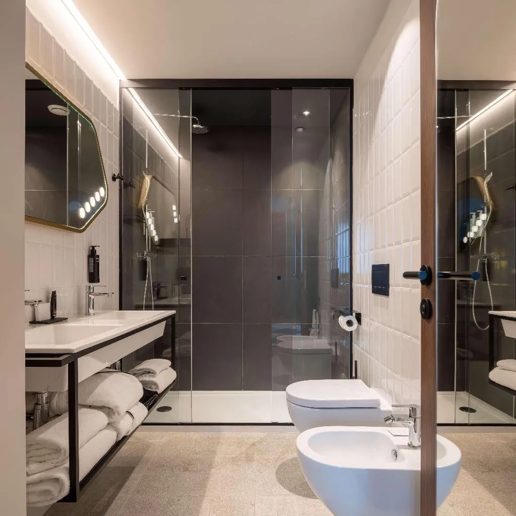 Room, Urban Hive Hotel, Milan