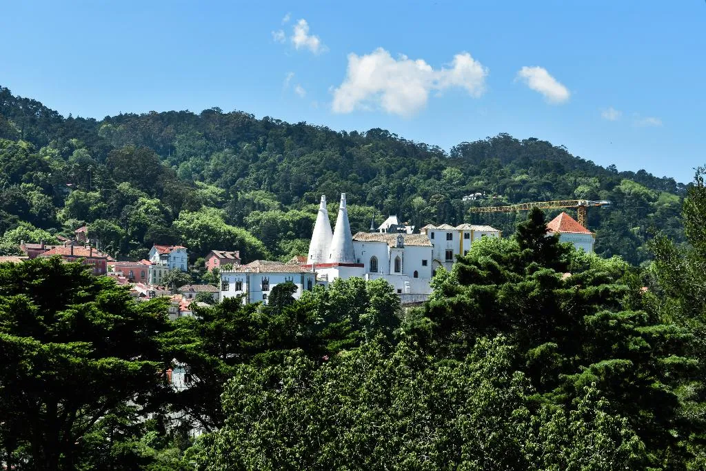 SUITE MOUNTAIN VIEW Room, Sintra Marmoris Palace, Lisbon