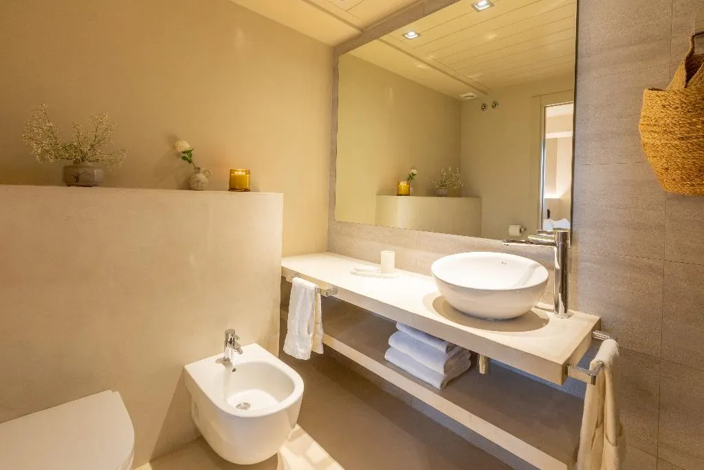 DOUBLE STANDARD Room, Boutique les Clarisses, Costa Brava
