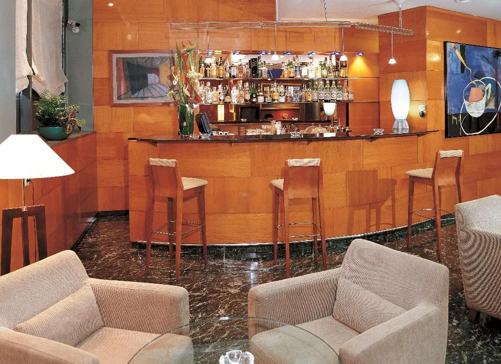 Bar, Barcelona Entenza, Barcelona