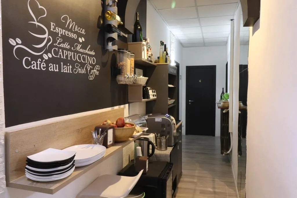 Restaurant, Guest House Minas, Milan