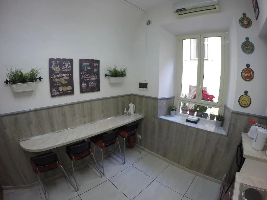 Restaurant, Palladini Hostel, Naples