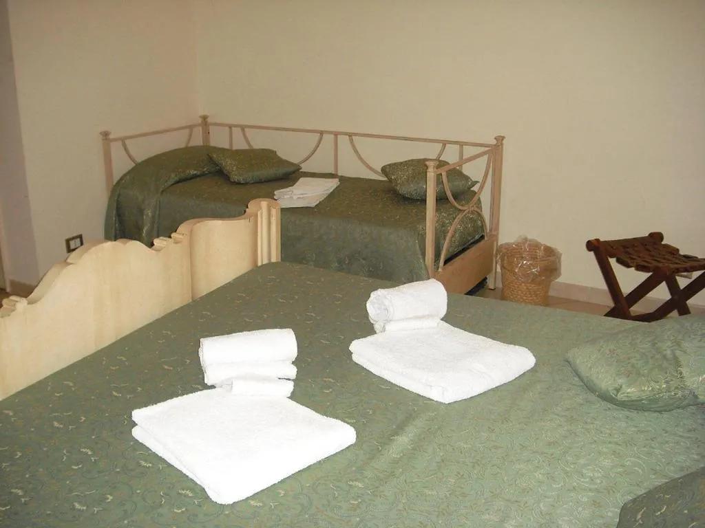 Room, B&B Bella Trapani, Palermo