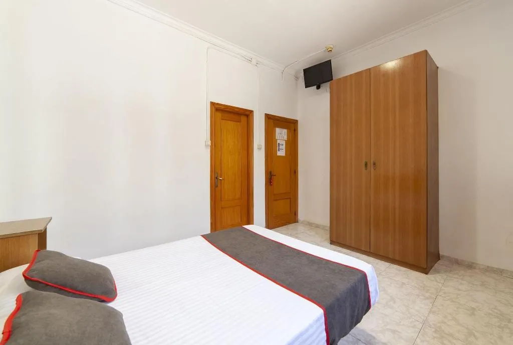 Room, OYO Pensión el Rincón, Valencia