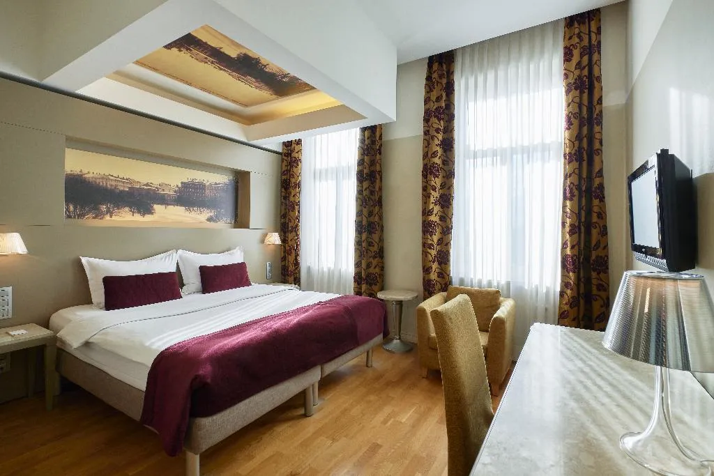 DOUBLE STANDARD Room, Hotel Opera, Riga