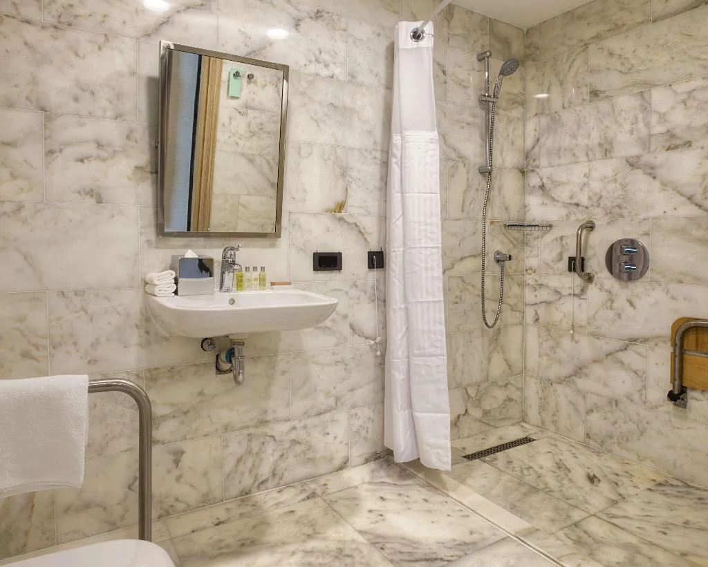 DOUBLE QUEEN SIZE BED Room, Hilton Garden Inn Isparta, Antalya