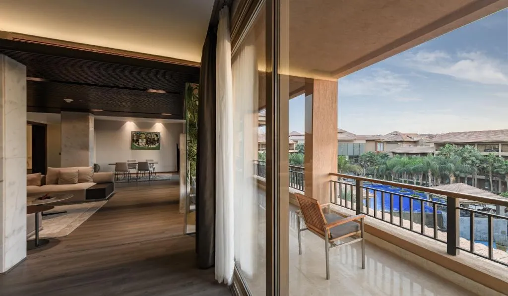 Room, Dusit Thani LakeView Cairo, Cairo