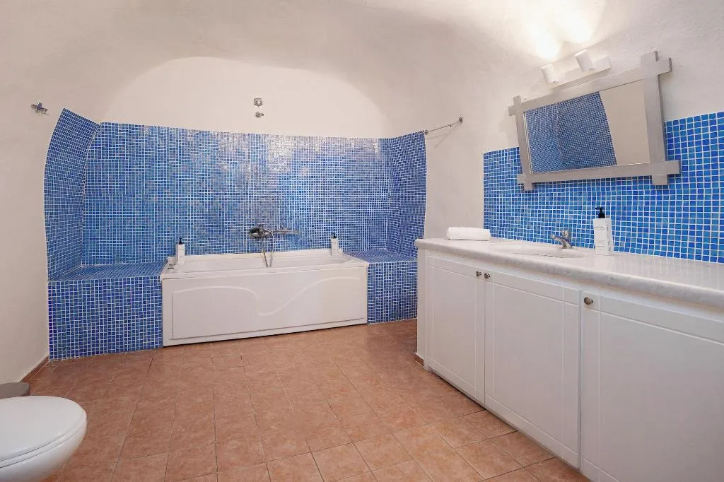 Room, Kastro Suites, Santorini
