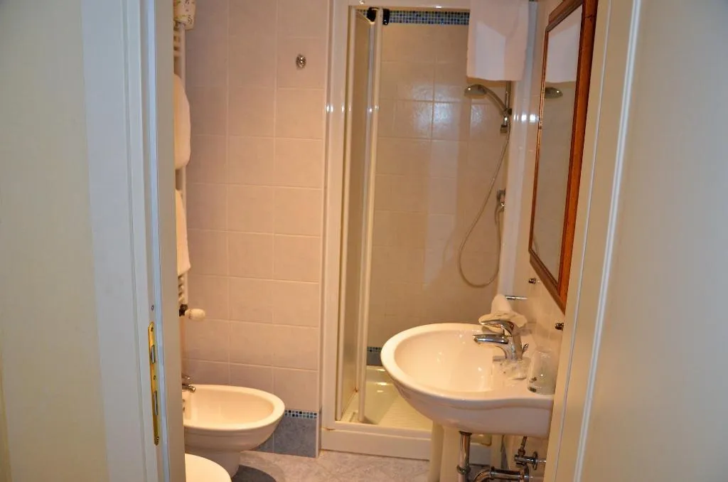 Room, B&B Le Marie, Venice