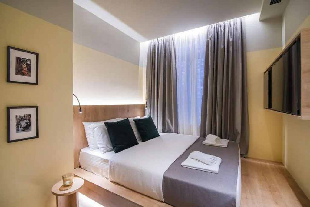 Room, Metis Uls, Athens