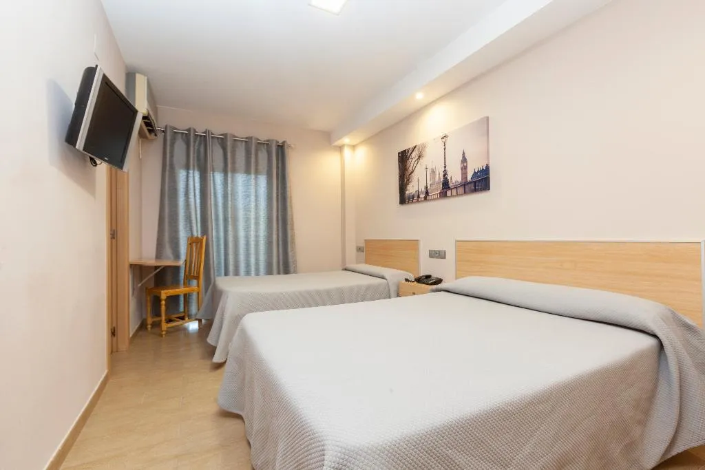 DOUBLE SINGLE USE STANDARD Room, Olympia Ronda I, Valencia
