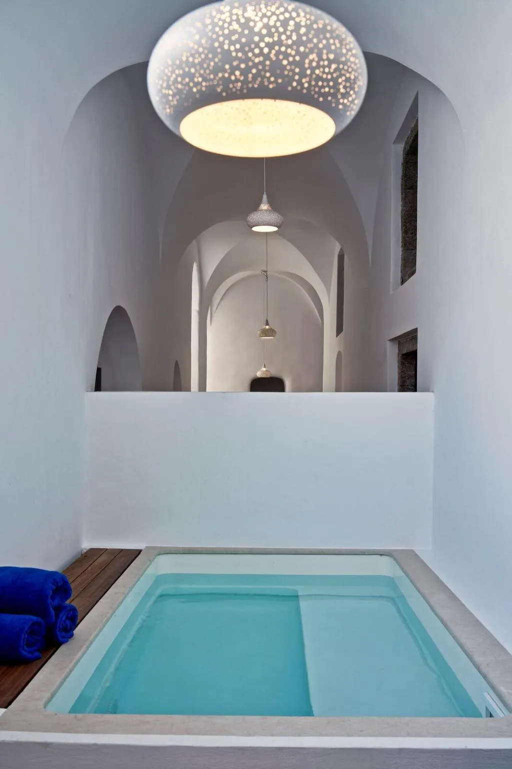 SUITE STANDARD Room, Katikies Garden Santorini - The Leading Hotels, Santorini