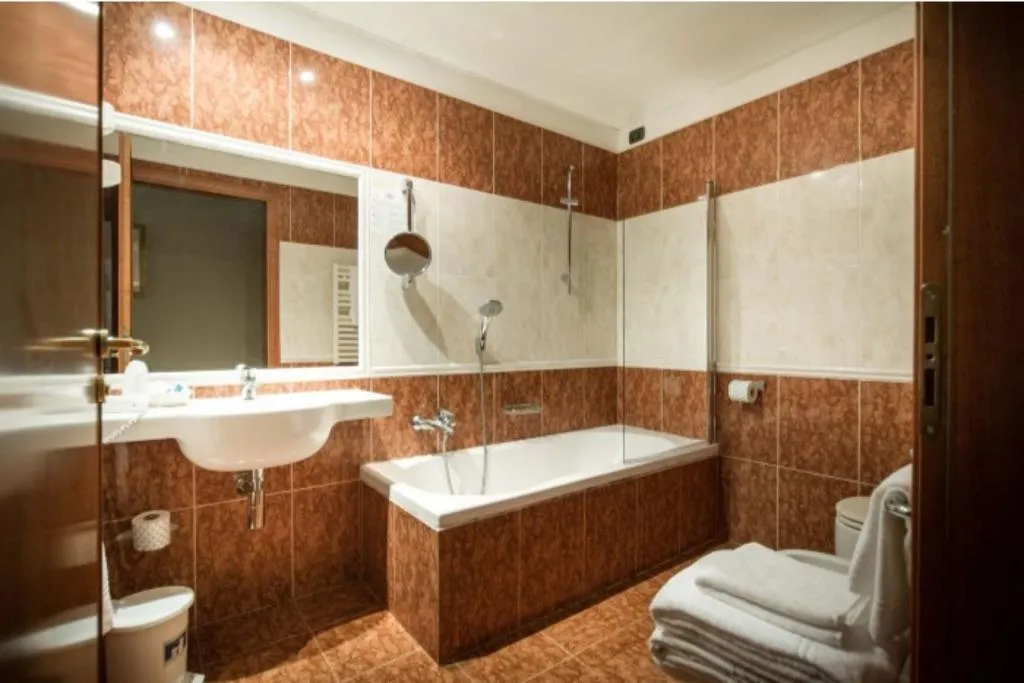 QUADRUPLE STANDARD Room, Aaron, Venice