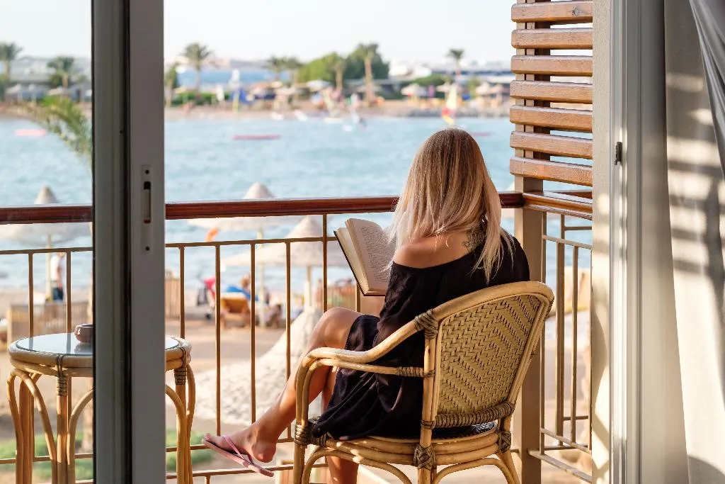 DOUBLE CLUB BEACH FRONT Room, Desert Rose, Red Sea Riviera