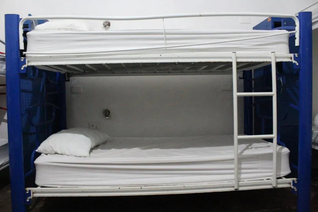 Bed in dormitory BUNK BED WITH SHARED BATHROOM Room, Hostal Vive La Vida, Playa Del Carmen