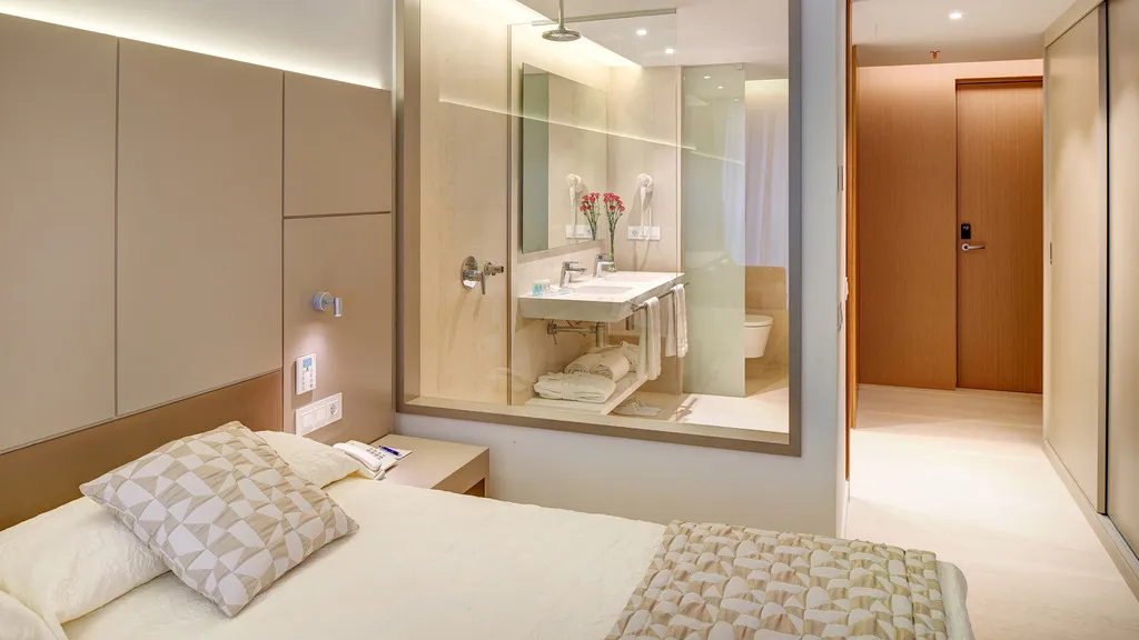 Room, Hipotels Gran Playa de Palma, Majorca