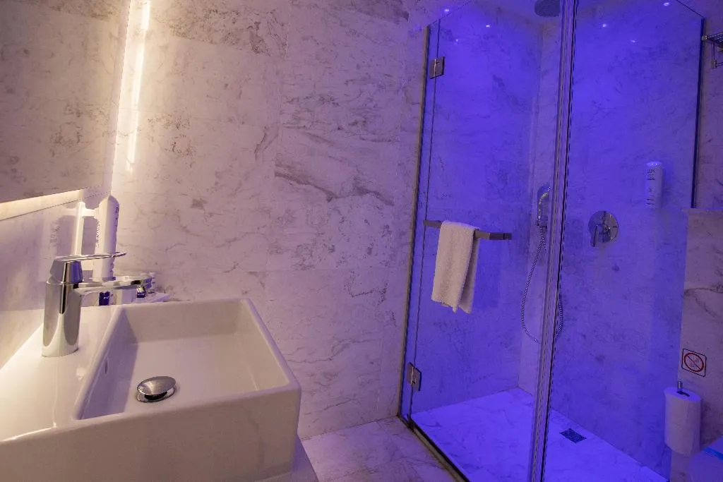 DOUBLE DELUXE WITH PRIVATE POOL Room, Napa Suites, Cyprus