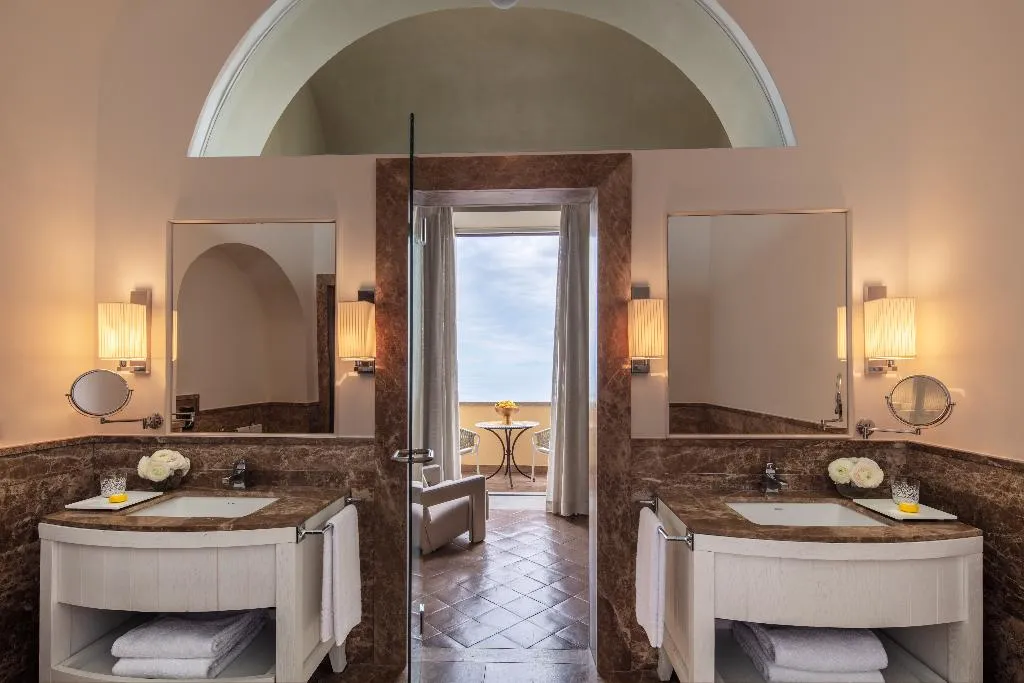 SUITE WITH VIEWS Room, Anantara Convento di Amalfi Grand Hotel, Naples