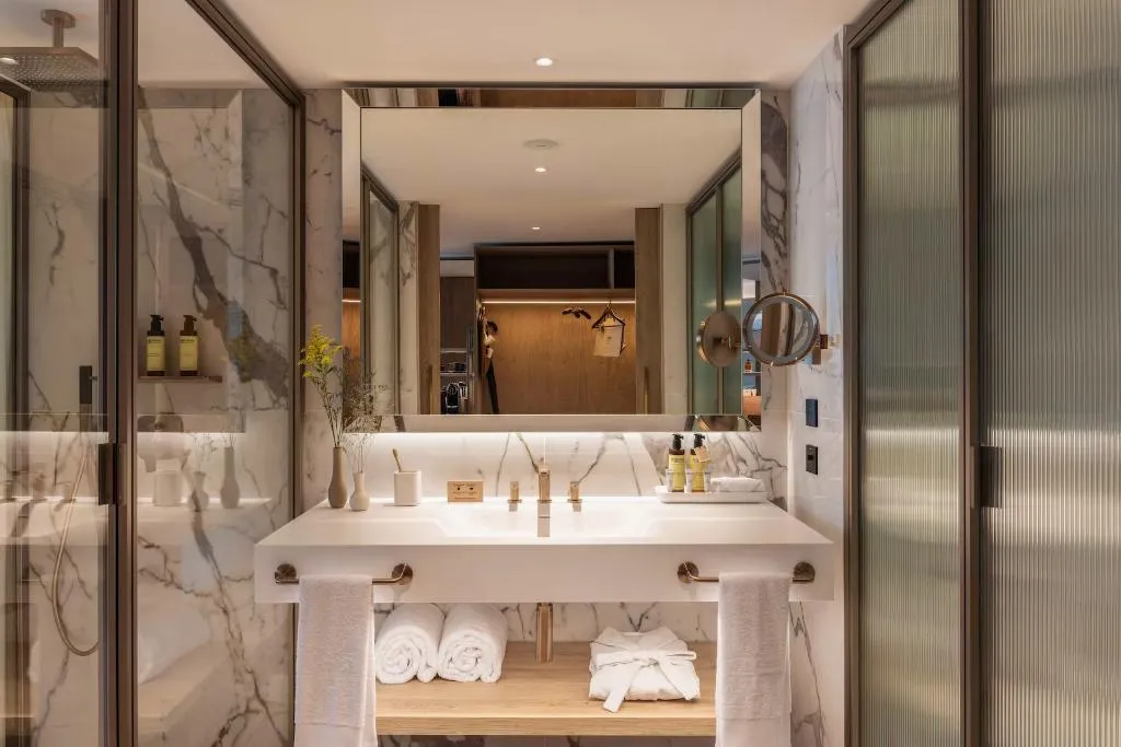 Double or Twin WITH TERRACE Room, Me Lisbon, Lisbon