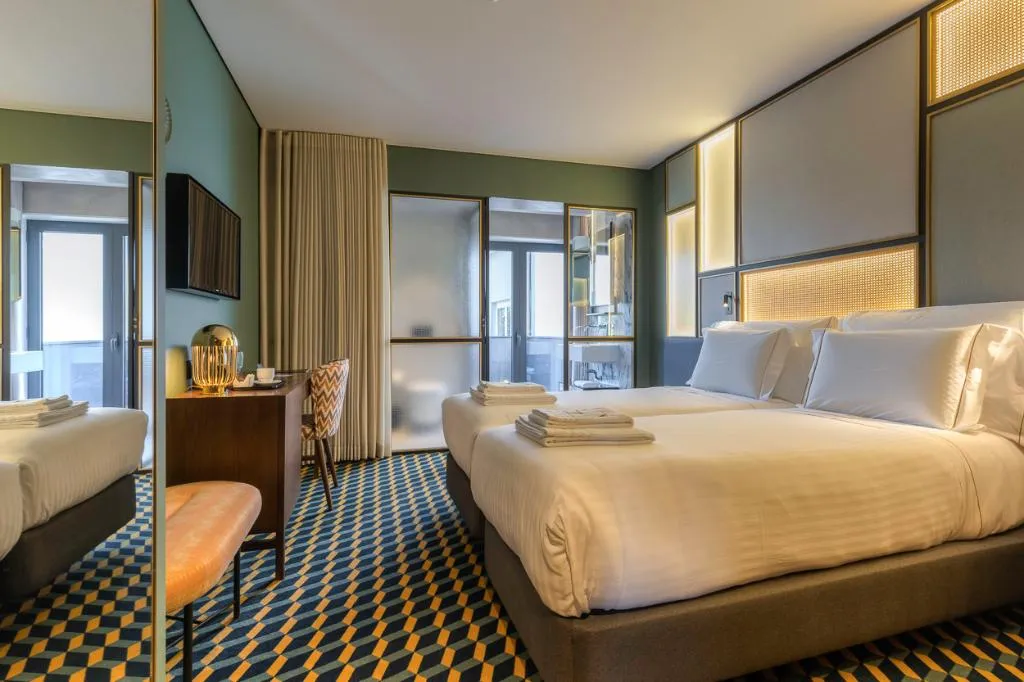 Double or Twin DELUXE WITH BALCONY Room, The Convo Porto Hotel & Suites, Porto