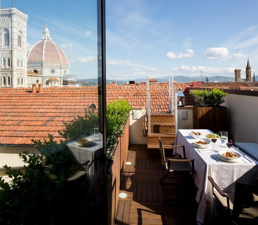 Terrace, Repubblica Firenze Luxury Apartment UNA Esperienze, Florence