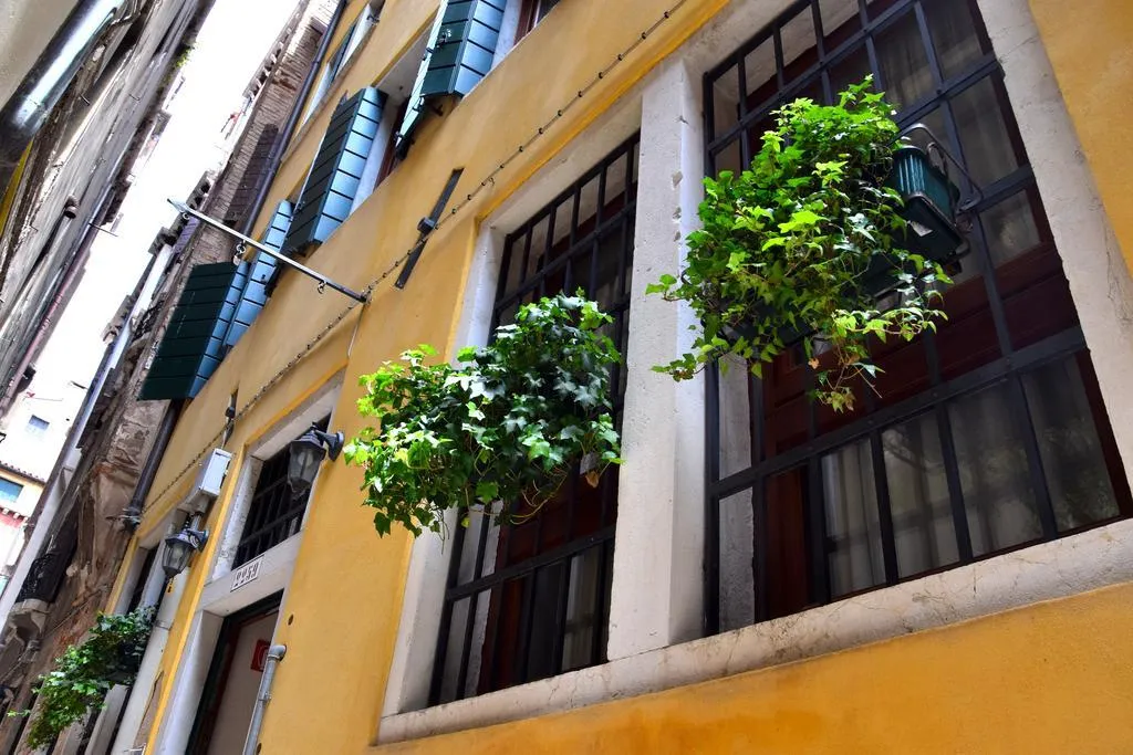 Lobby, Residenza Favaro, Venice