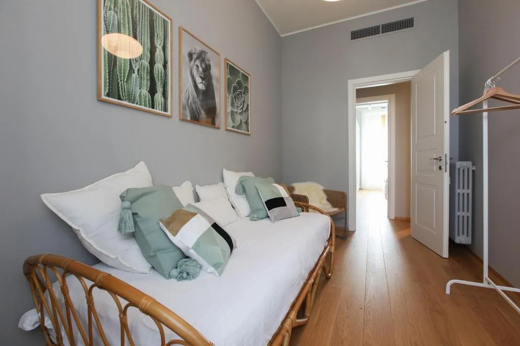 Room, Cà Bèla - Vitruvio, Milan