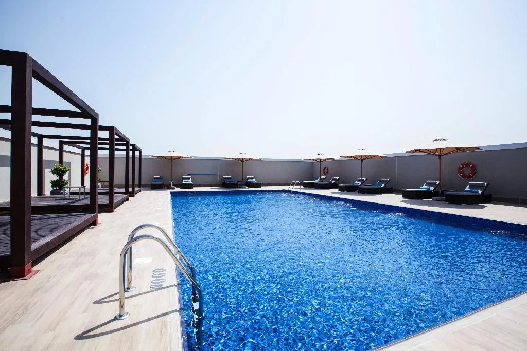 Pool, Flora Inn Hotel Dubai Airport, Dubai