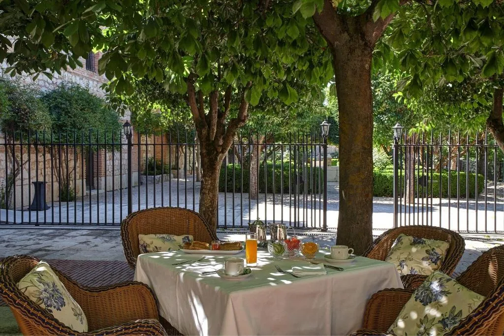 Restaurant, Parador de Chinchon, Madrid