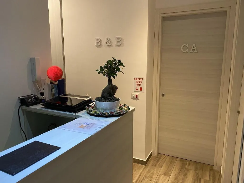 Lobby, Beb Caruso, Naples