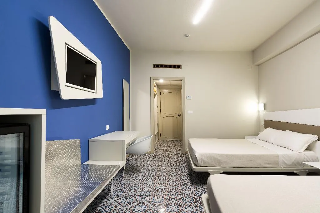 QUADRUPLE SUPERIOR Room, Saracen Sands Hotel & Congress Centre, Palermo
