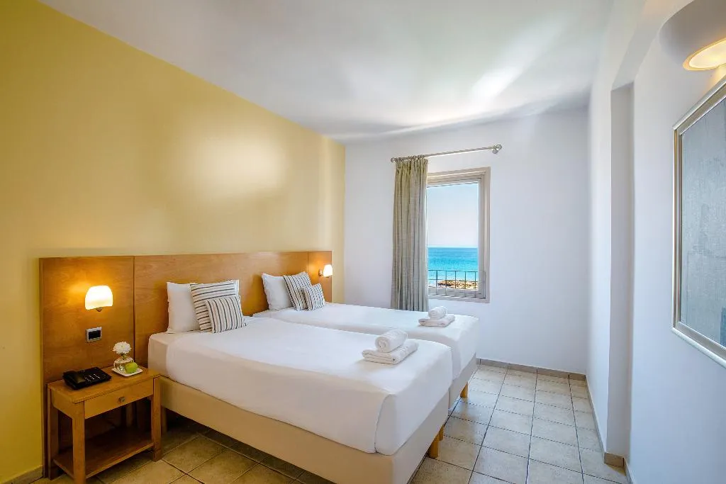 SUITE SIDE SEA VIEW Room, Louis Althea Beach, Cyprus