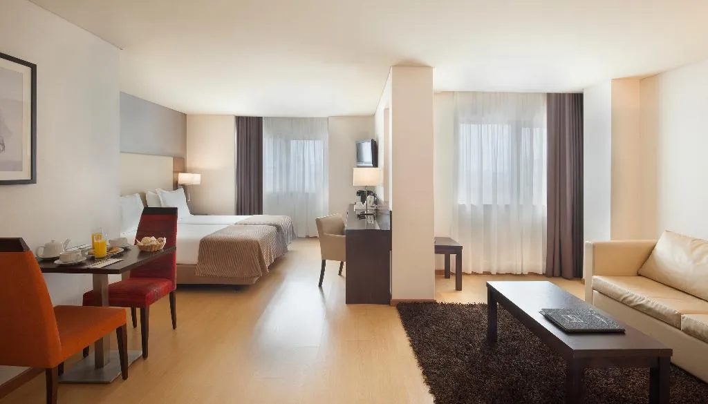 JUNIOR SUITE STANDARD Room, Turim Iberia Hotel, Lisbon