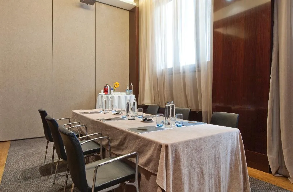 Conferences, Casa Fuster, Barcelona
