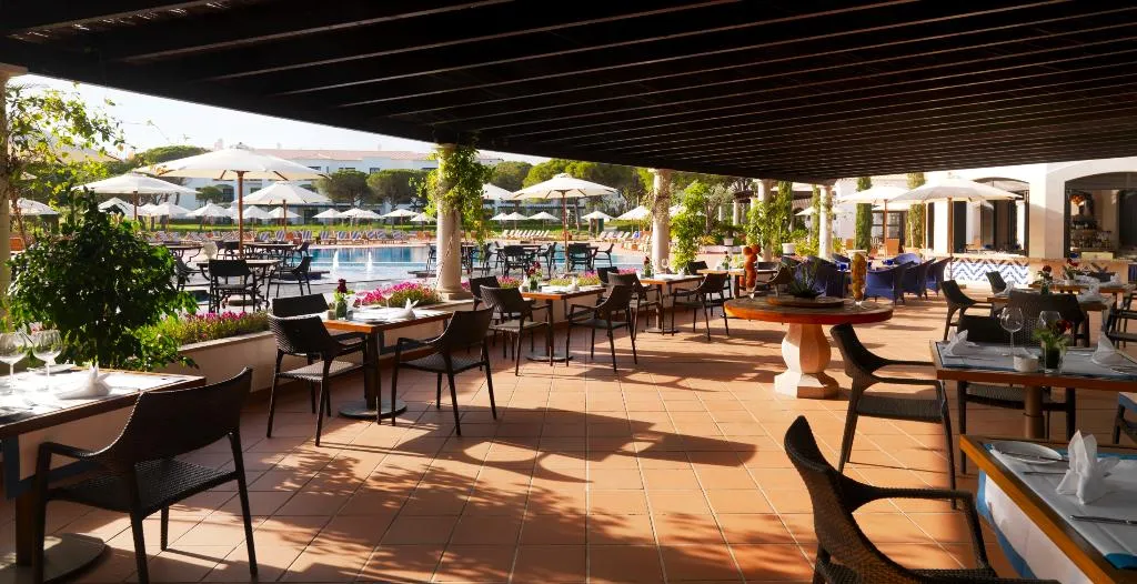 Restaurant, Pine Cliffs Hotel, a Luxury Collection Resort, Algarve