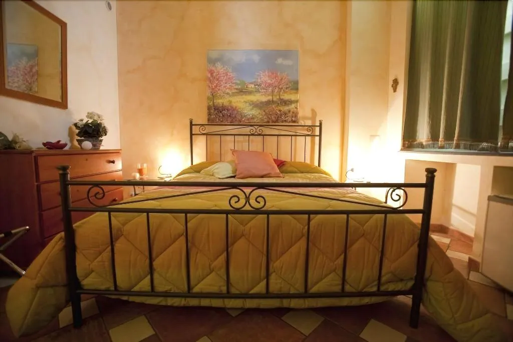 Room, Villa Carati, Palermo