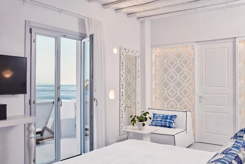DOUBLE SUPERIOR Room, Katikies Mykonos - The Leading Hotels Of The World, Mykonos