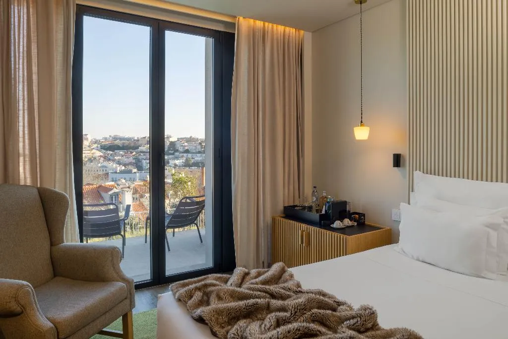 DOUBLE WITH TERRACE Room, Memmo Príncipe Real - Design Hotels, Lisbon